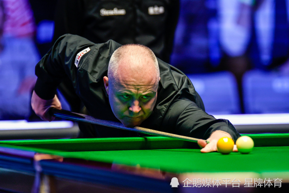 面临两个选 面临两个选