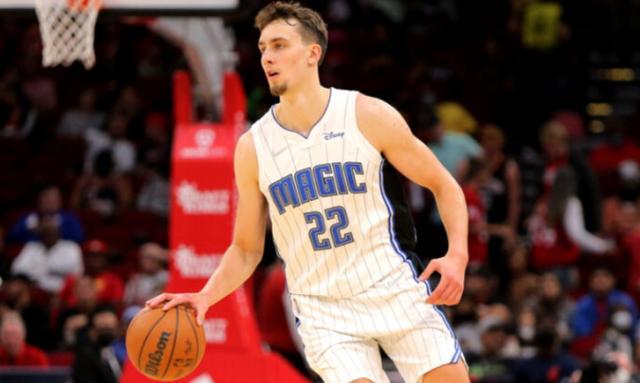 体育德甲：罗伊斯绝杀 多特主场2-1斯图加特