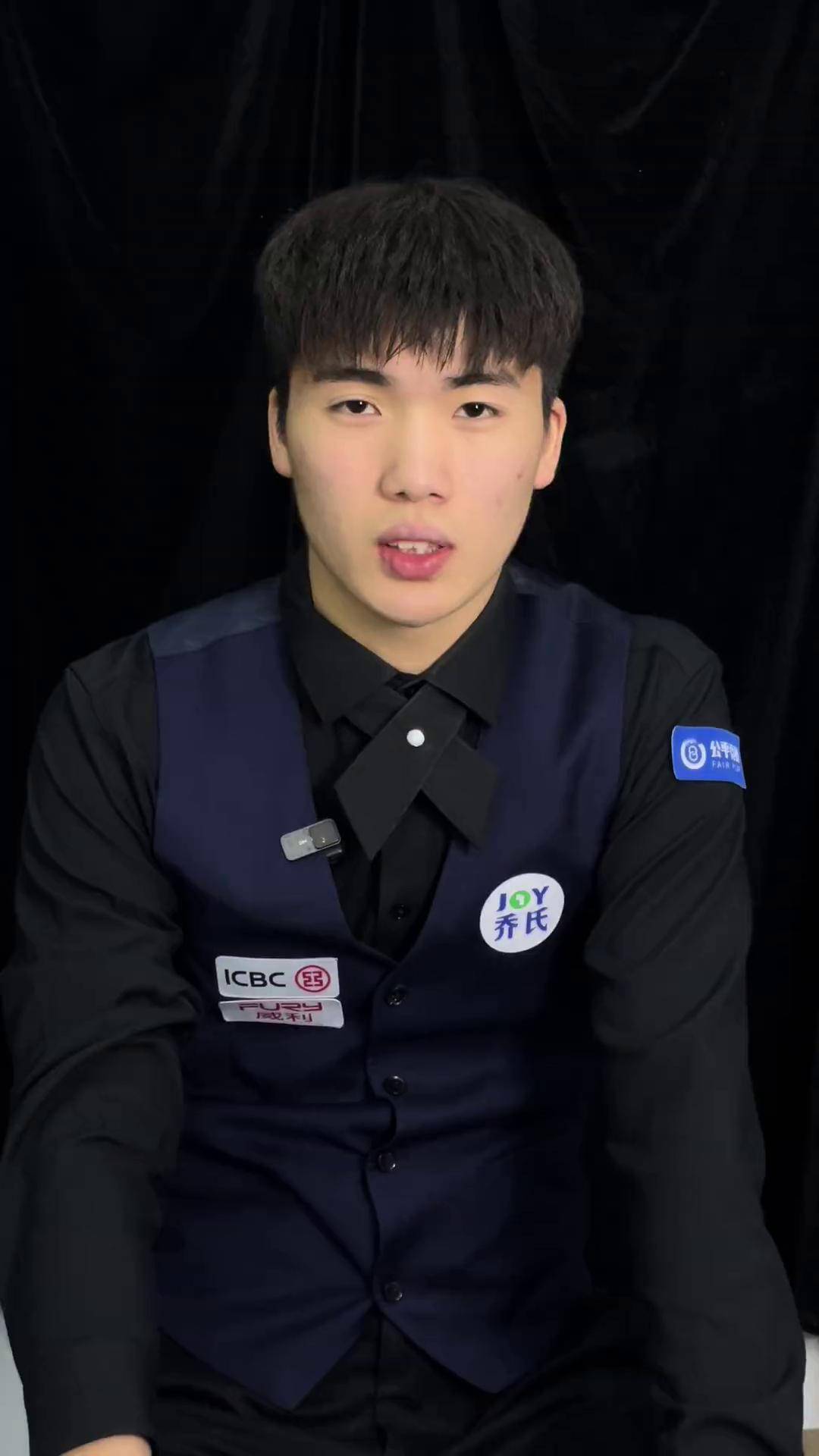 通过不同的 通过不同的